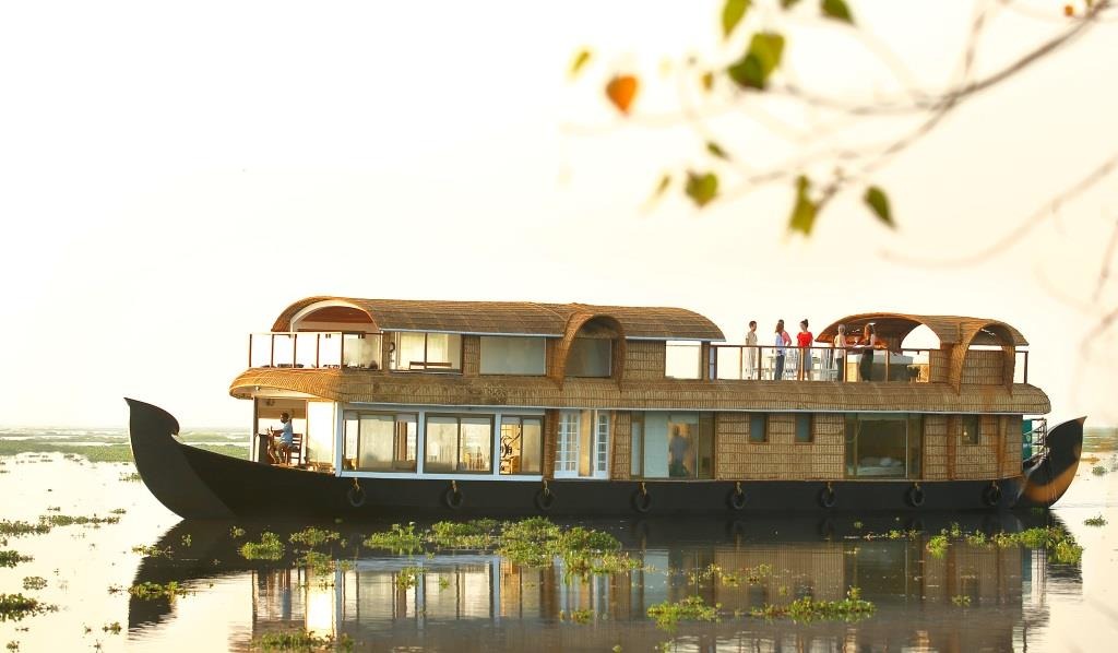 grandeur house boat